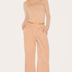 PRETTYLITTLETHING Sand Washed Low Rise Oversized Wide Leg Joggers