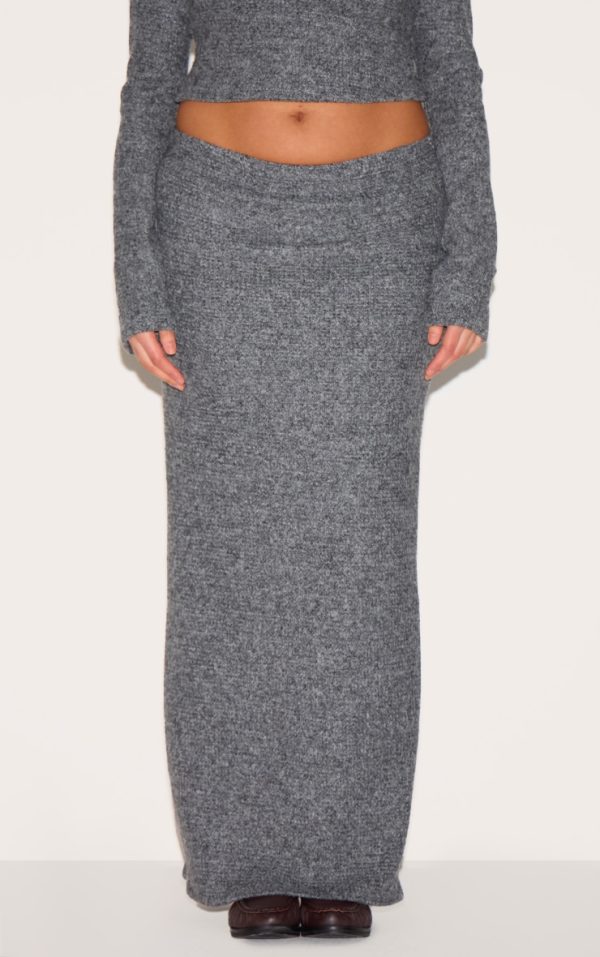 5584a6b03f73088f36844dd2fa17f969c1238fbf_CNM0821_2_plus_charcoal_textured_ribbed_maxi_skirt