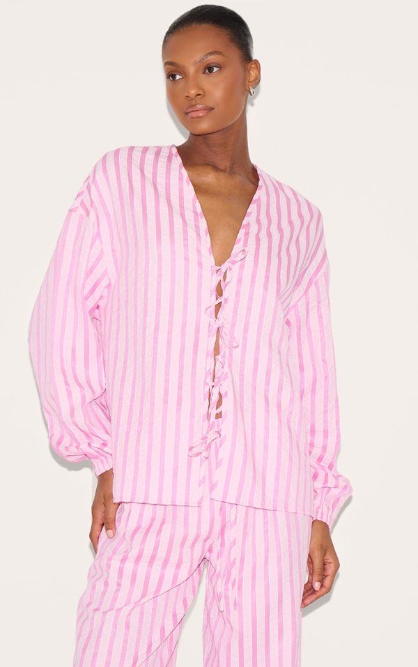 558f60bed05119a526a425ea0e6972025d6633e4_CNM1733_4_pink_striped_textured_tie_drawstring_wide_leg_trousers