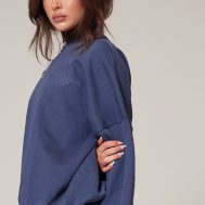 562246178c1a6cf33aba121fb1e7068e3ec05321_CNK1768_4_prettylittlething_navy_premium_print_half_zip_sweatshirt