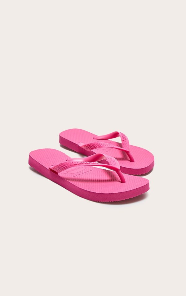 5648f031c02cf267523a1e4872b6e696c25b8f97_CNB9458_2_pink_havaianas_top_flip_flops