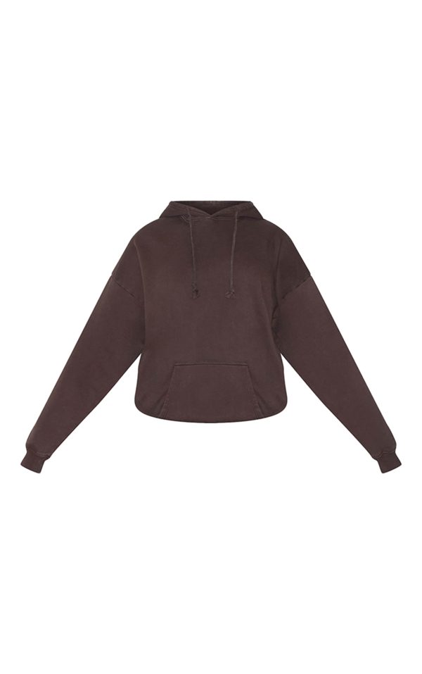 5693a290f5a88f5b56b615105d0ab5b7f53b5d06_CNL9392_5_prettylittlething_shape_chocolate_hoodie