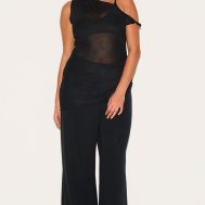 57c679cfda02b99041a4ad2497a152c7be0eb158_CNM3026_3_plus_black_crinkle_mesh_twist_sleeve_detail_long_top