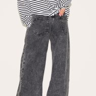 57dbe2517e780eb968805a2b6f12a74a79b031d7_CNL4362_3_petite_washed_grey_washed_wide_leg_jeans