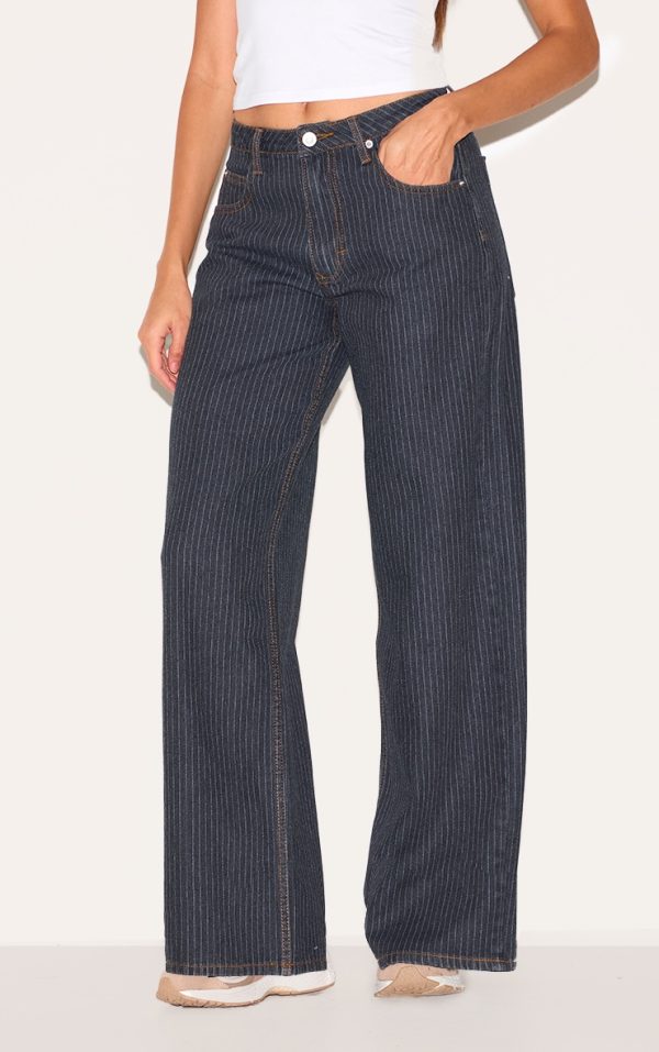 58c30293c8a10b8aaf6066011e38dfe6d84b6e0a_CNL5655_2_navy_low_rise_baggy_pinstripe_jeans
