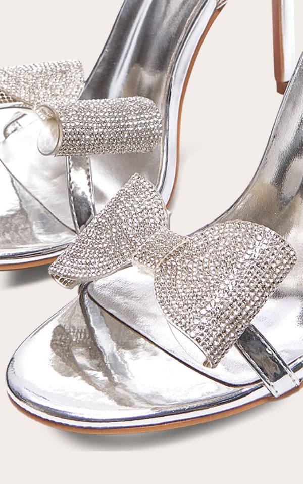 59771c9fc851db6a2885d54cc533e0c0c991d396_CNK1674_4_silver_pu_round_toe_diamante_bow_heeled_sandals