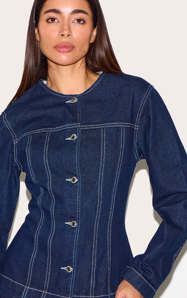 59aa60ae4227d144cae257283bac91581e988540_CNL6325_4_light_indigo_cinched_long_sleeve_denim_jacket