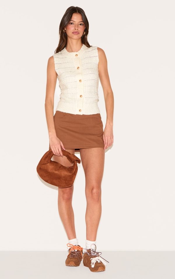 5a24cfc11169678457e280e515f292f627d6a6af_CNL9984_3_cream_boucle_knit_button_through_waistcoat