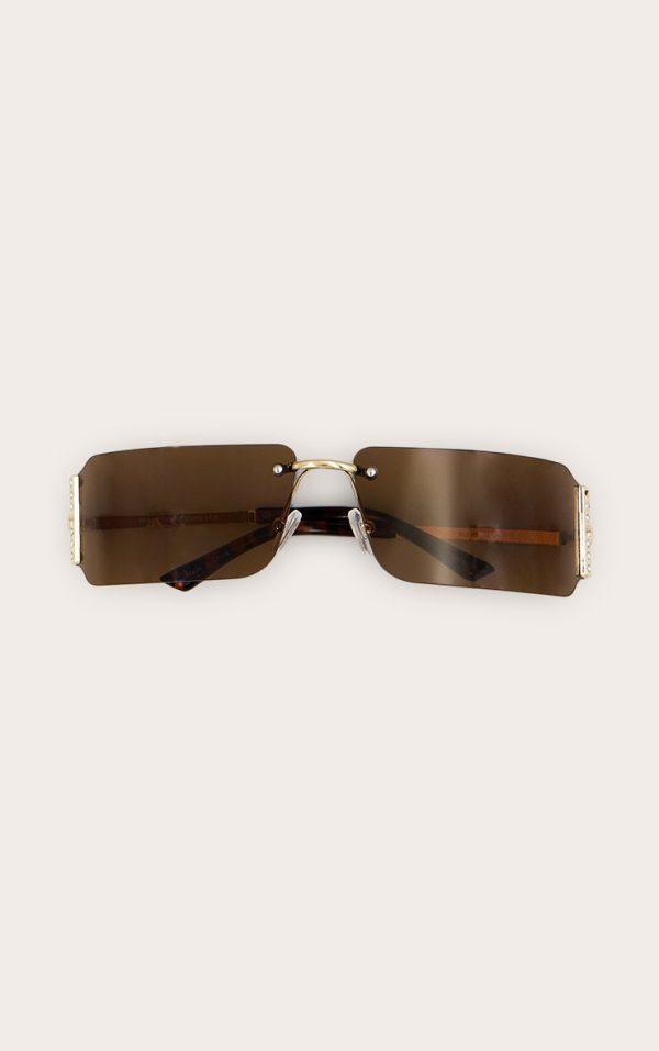 5a97abc01b50fc887af72efb9e35769e9c4739e8_CNL7825_2_brown_square_diamante_side_wrap_round_sunglasses