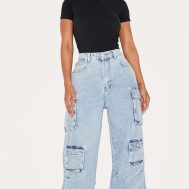 5b9dc14d3a0043598fc3ee850587bca98ce47b08_CNH4109_1_shape_light_blue_wash_denim_pocket_detail_cargo_jeans