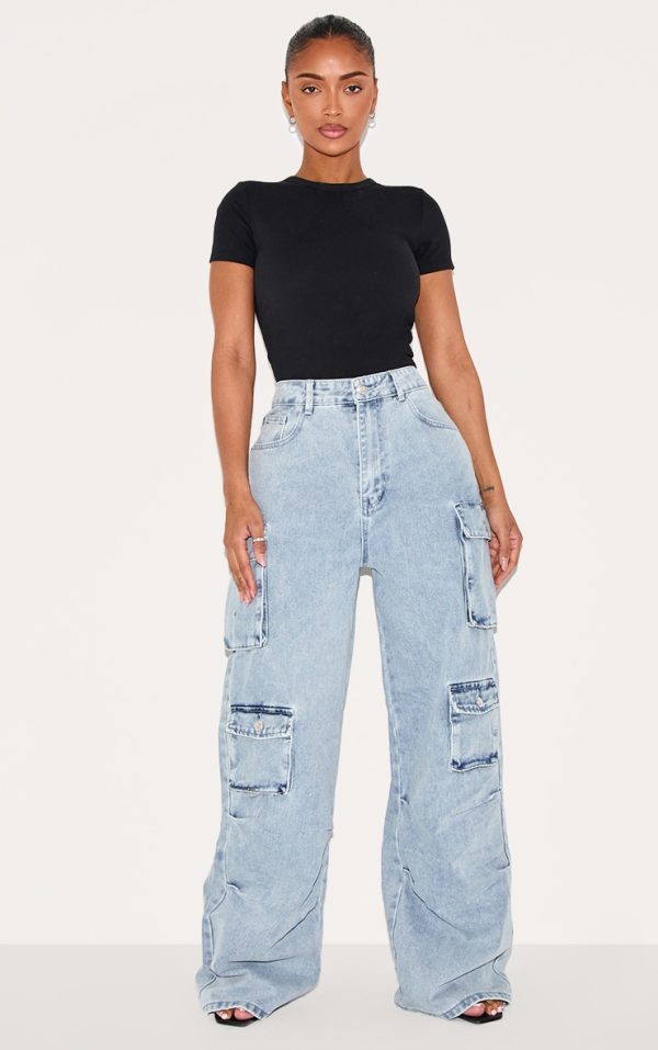5b9dc14d3a0043598fc3ee850587bca98ce47b08_CNH4109_1_shape_light_blue_wash_denim_pocket_detail_cargo_jeans