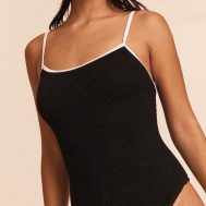 5c5be4f5ca227818a108a2b349743b93e6637e3f_CNM9301_4_black_crinkle_contrast_binding_strappy_swimsuit