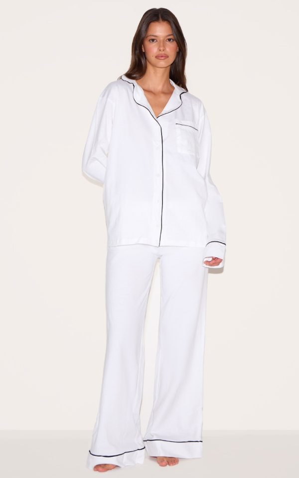 5c82bcabd950ecf5dea0db8aa4f20ab82d3b5790_CNG2004_3_white_jersey_piping_detail_long_pj_set