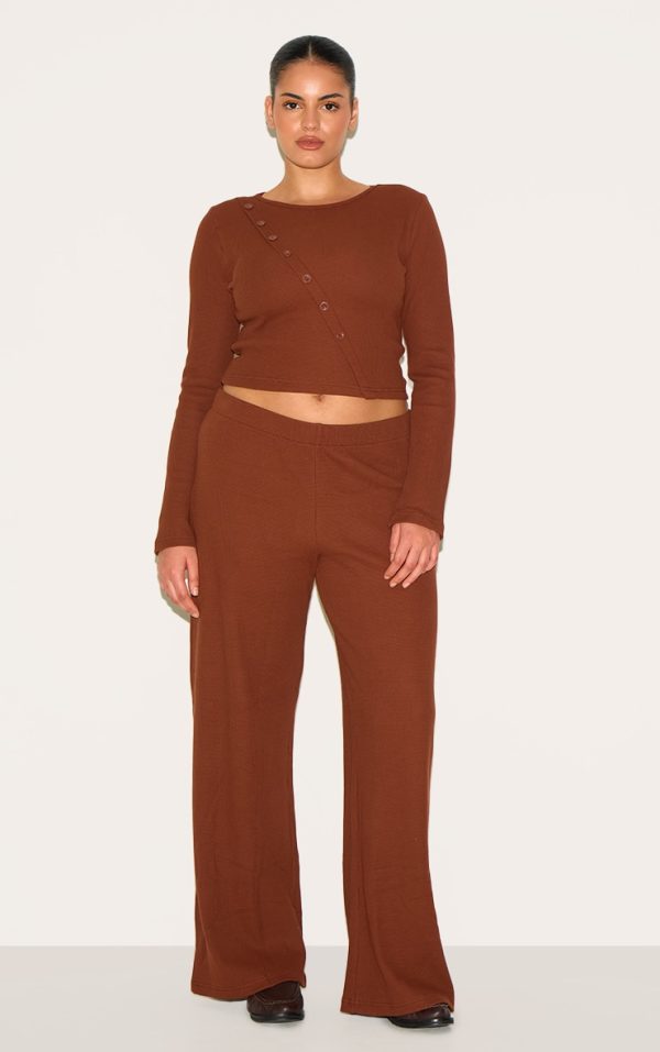 5cb5f6b3dbc3129fa71aeec72a1747dd0c4c25da_CNM2094_1_plus_chocolate_mid_rise_wide_leg_waffle_trouser
