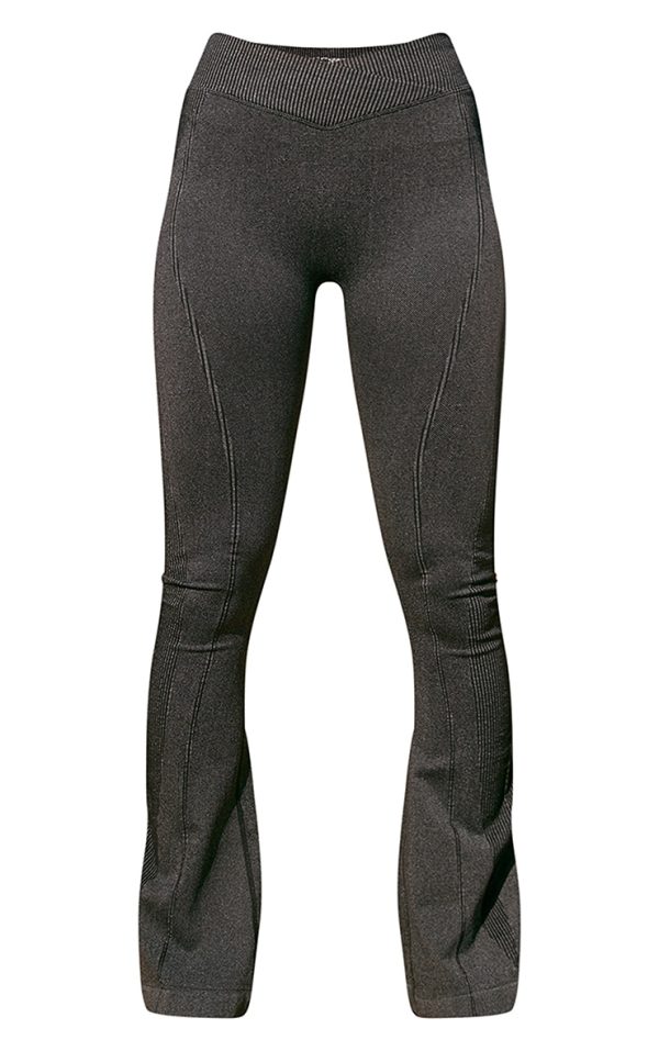 5cd21e0c895463e8ab21ca75355cb4bae2286a1e_CNH2026_5_plt_sport_black_acid_wash_seamless_rib_panel_cross_front_flared_yoga_pants