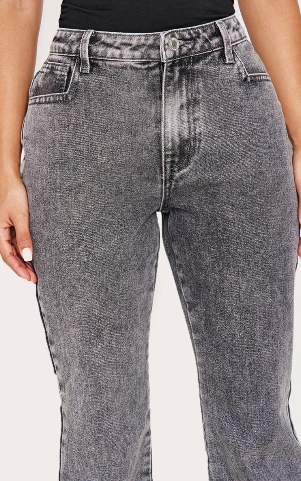 5cd432928fb6edba5cddcddab4128687bb58976c_CNL4275_4_petite_grey_slim_fit_flared_jeans