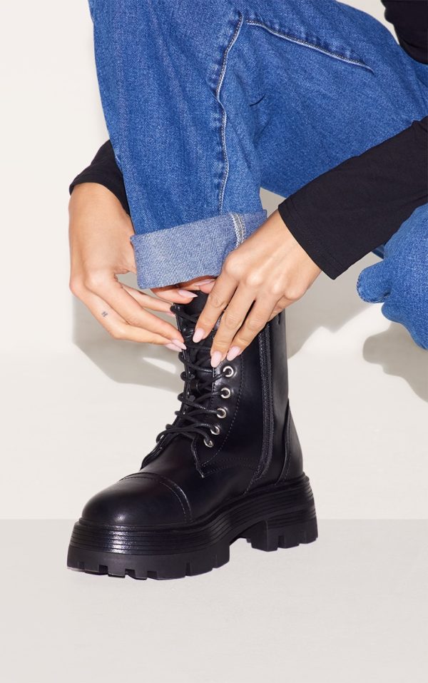 5cf818e13d95dae1e10d66352dbe36b7f77b6285_CNF5427_5_black_lace_up_chunky_sole_hiker_boots