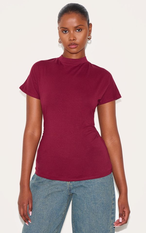 5d567db40e89782c5c79986cd581bc8a16ee0438_CNL8999_1_wine_oversized_cinched_waist_detail_t_shirt