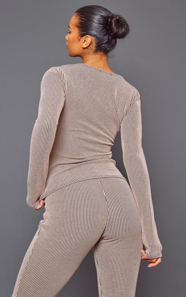 5d5f4ecbea6f59c1810e202f2b7cc7798f666436_CNH3128_2_mocha_two_tone_rib_longline_zip_up_top