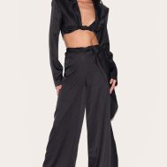 5d7630d3c925f0cb09d5a658dae03c5ff9b218a8_CNL6867_3_black_twist_detail_long_sleeve_cropped_blazer