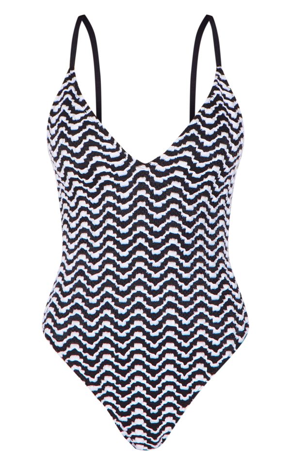 5df328f8e9d8ad853a5ca97095609441022dd6d9_CNL8542_5_black_and_white_monochrome_textured_plunge_high_leg_swimsuit