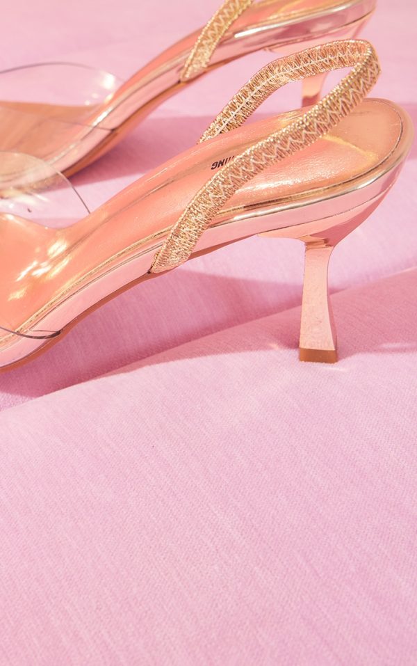 5e8581b309c180e8dd2e428a510a1e6c70babb30_CNG4483_4_gold_metallic_square_toe_clear_strap_low_heeled_sandals