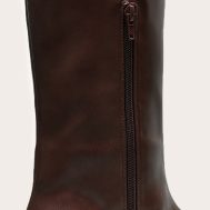 5ec9e4d4b8628badf66bc052e8d969fd1da4b08f_CNL4152_4_chocolate_pu_point_toe_low_stiletto_knee_high_heeled_boots