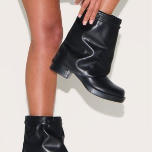 Black PU Round Toe Fold Over Buckle Strap Ankle Boots - Black, 8
