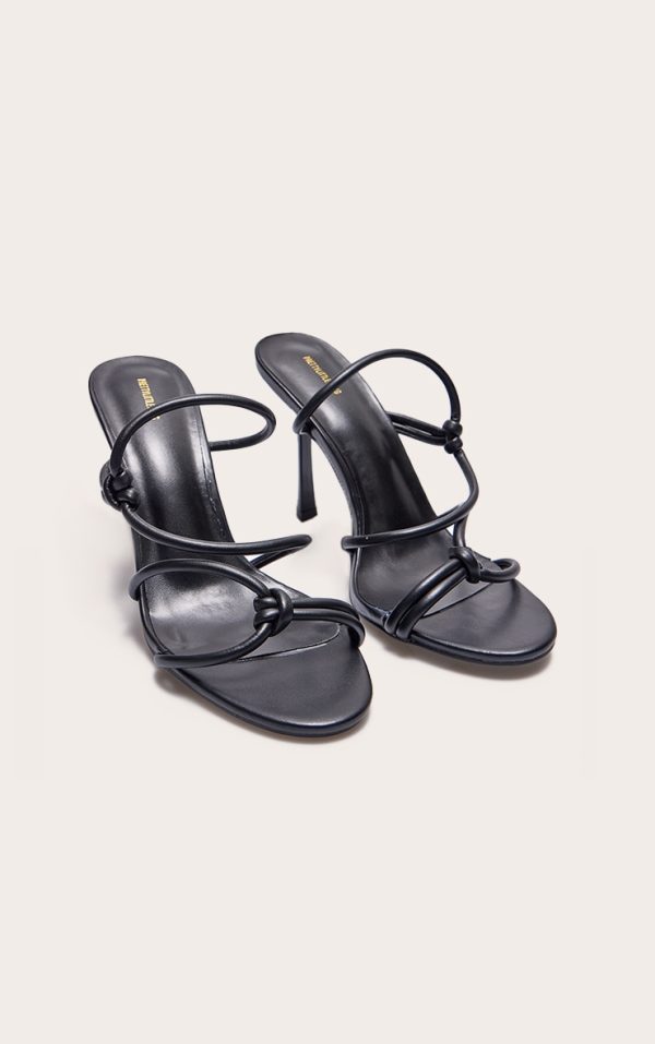 604e1ed59e17f1e14de2dc2868c0783c5812ac91_CNK1685_2_black_pu_round_toe_heeled_mules