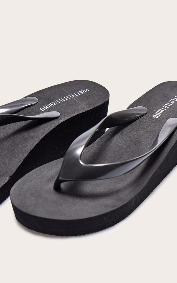 6072e681b75906b84e44751ff62f00e040d64727_CNB1949_4_black_round_toe_simple_platform_flip_flops