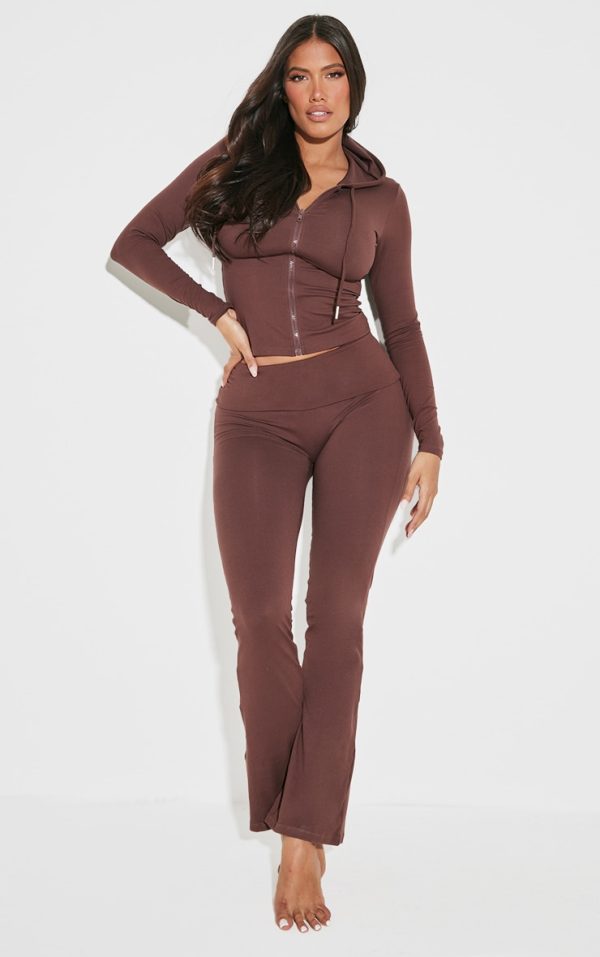 611b3098227e2a835d3b2e8bbc6880ec18b76b42_CNK4936_1_shape_brown_stretch_sculpted_foldover_waist_flare_trousers