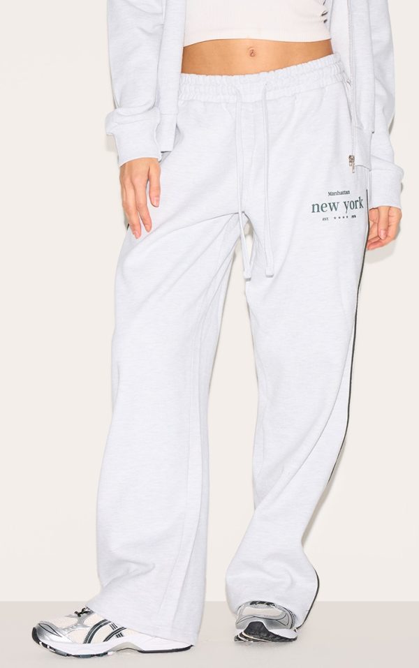 61b4a893dfd63163fc19d0c22b345b14cc5929d6_CNM0201_4_ash_grey_premium_new_york_embroidered_wide_leg_jogger