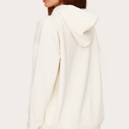 61b8a85996f32607880d235249387cdbf32ffbcb_CNL1168_2_prettylittlething_cream_premium_embossed_oversized_hoodie