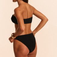 622369bbe1c95c1fdceba082125809cdbaf91bc1_CNM6949_2_black_crinkle_bandeau_knot_front_bikini_top
