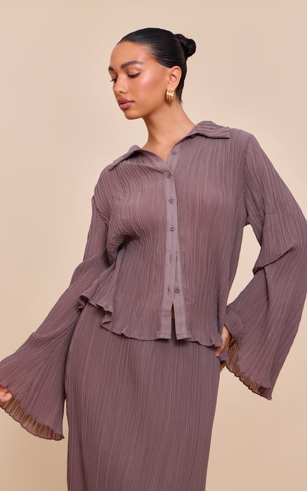 6243783ebc38b420a7e16d57a49163292fb1a4a5_CNM5733_1_mushroom_chiffon_plisse_sheer_shirt