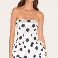 62492e672e547a30305a6777f6154055d5c61254_CNM0418_1_cream_polka_dot_rara_skort_woven_playsuit
