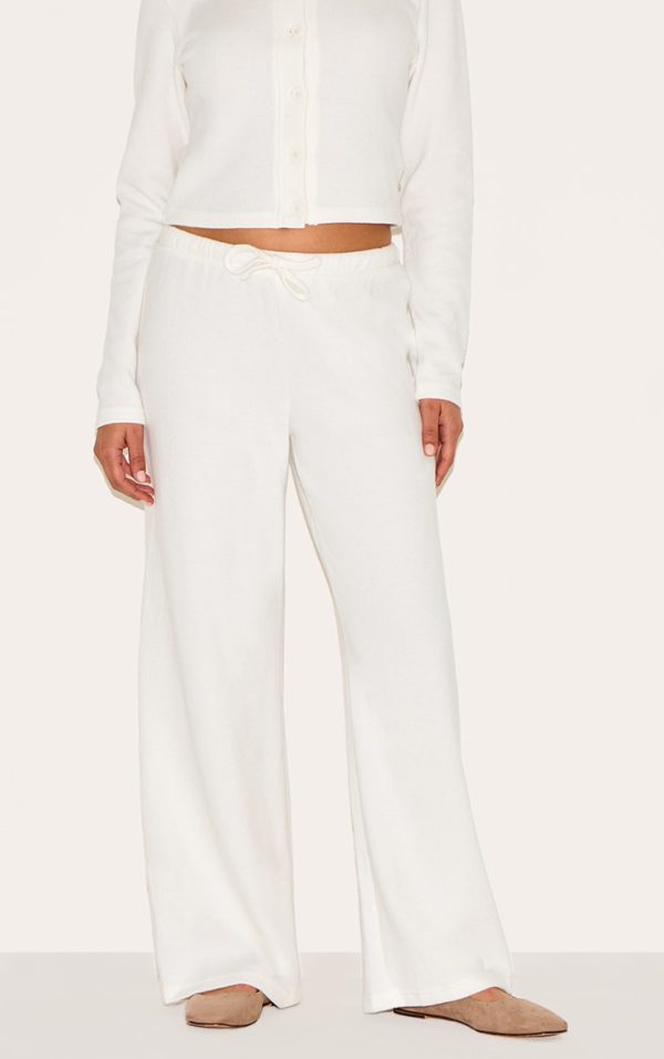 630fa2a96f7be43a2069d6ac2cc7988eace247f2_CNM9001_2_petite_cream_super_soft_drawstring_wide_leg_trousers