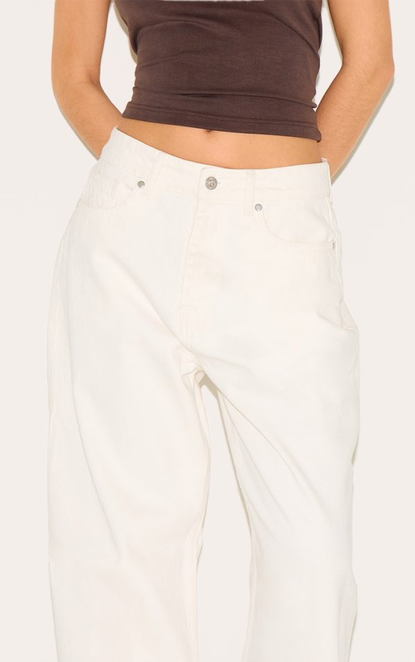 63b5c8070d41483a15f9367c6fd6377f76d31bc6_CNM7643_4_white_mid_rise_wide_leg_jeans