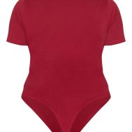 63c2d3ce61bd3ca9f7f6343c19673aab5443a8b6_CNM5446_6_plus_burgundy_prettylittlething_cap_sleeve_bodysuit