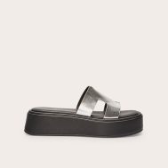 63d94662b5392792df5559dd518e2bdf036ef2ac_CNL6592_1_silver_pu_strap_round_toe_flatform_sandals