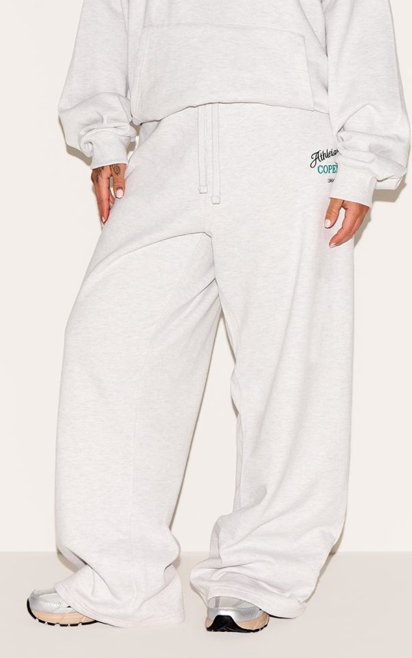 641dba8ad10d5eab62be4168d0683ba1c70bf372_CNL9611_2_plus_grey_premium_new_york_embroidered_straight_leg_jogger