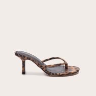 64422b8ea99cd157ee53d7f379cbfb0eb85d409b_CNJ0841_1_leopard_print_pu_round_toe_thong_mid_heeled_mules