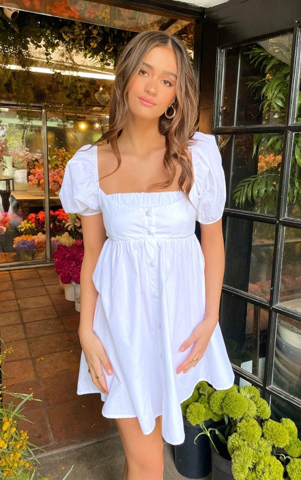6453948ffdb76551a8041c646810659298bef7ad_CNH8071_1_white_cotton_button_down_smock_dress