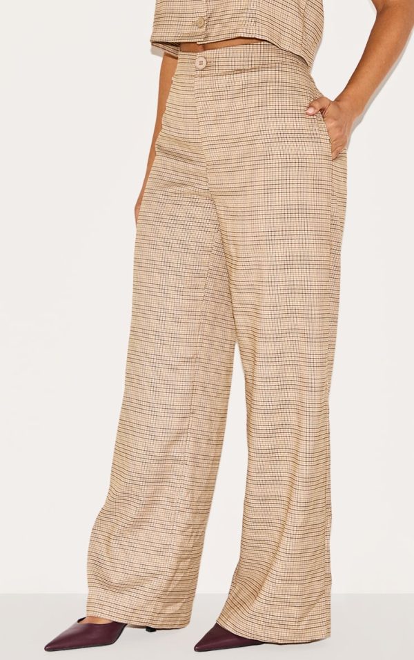 64b11c604c9d41649c2dcdaa2adb5eb4a5e26eee_CNL8375_2_petite_brown_checked_wide_leg_trousers