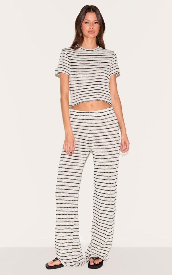 64fe31e3d435d8dbb345cd7c96e93404667998e4_CNM7401_3_black_textured_striped_top