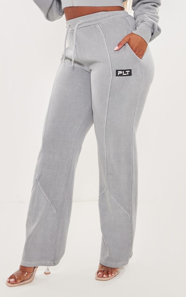 65f759294175459b9d21f367ceb6d49ad689c10a_CNF9905_2_prettylittlething_shape_grey_marl_washed_wide_leg_joggers