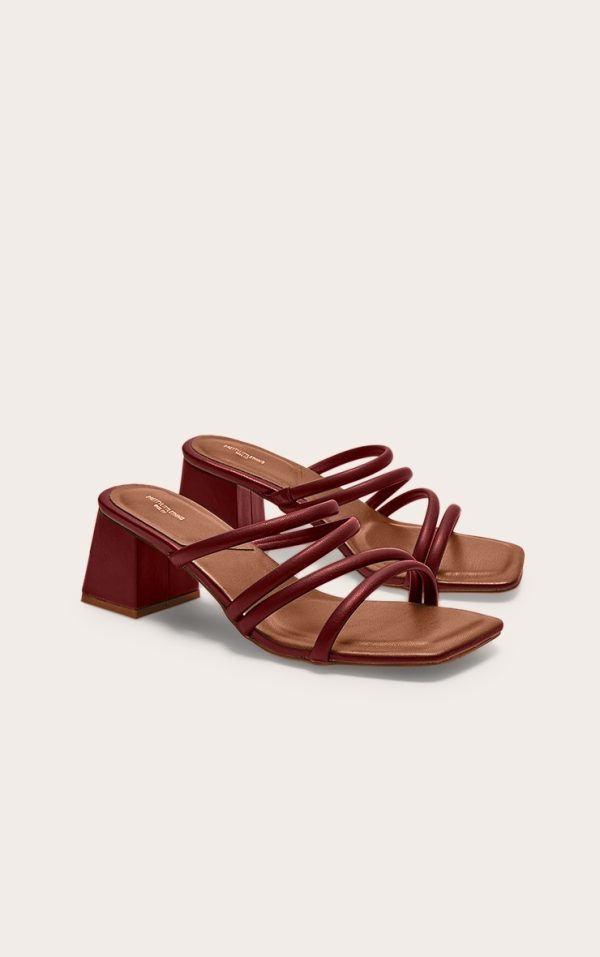 6671e14d8cff3abe2ec2d6ba318f29f6b6aa9d37_CNL3391_2_burgundy_pu_square_toe_strappy_block_heel_mules