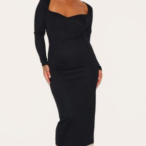 Plus Black Sweetheart Neck Long Sleeve Midi Dress