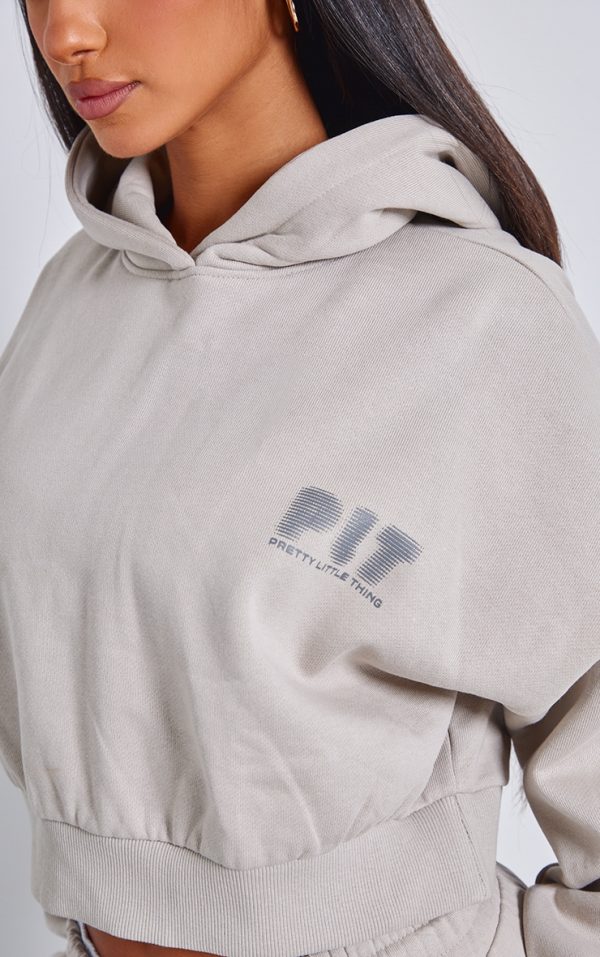 679d25e41a219403bfd3e3909256aa5d2e9aca08_CNK2932_4_petite_premium_stone_printed_boxy_hoodie