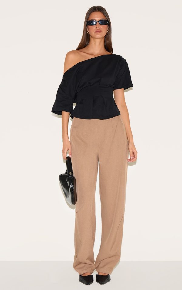 67dfeaa50beae88a1ea6a55334feaa909d6c43c6_CNK9750_3_black_cinched_waist_structured_t_shirt